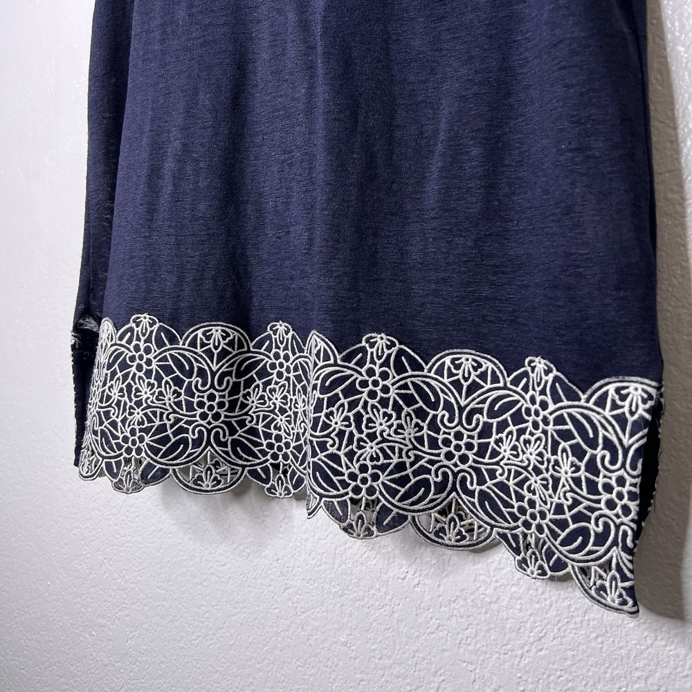 Tory Burch 100% Linen Women's Large Eyelet Trim Blouse Navy Blue Short Sleeve - Picture 3 of 10